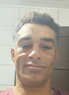 Gustavo  Batista из Porto Alegre 38 лет