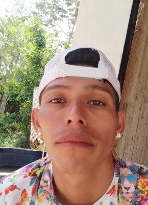 Carlos, 31, Mexico, Cancun