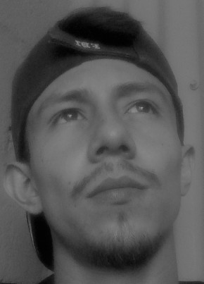 Luis из San Pedro Sula 25 лет