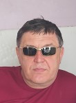 Yuriy, 56, Volgograd