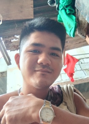 Dixon Reynaldo, 24, Pilipinas, Maynila