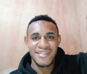 Edgar, 25, Nabire