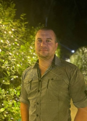 Алексей из Симферополи 36 лет