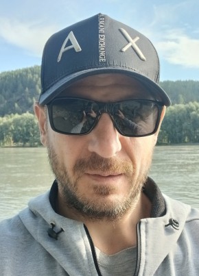 Алексей из Барнаула 40 лет