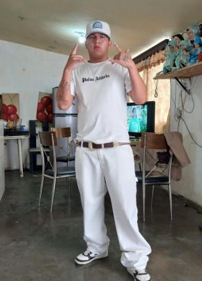 Yonathangutierre из Saltillo 20 лет