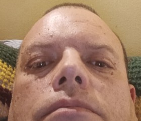 Jan klos, 44, Hamilton