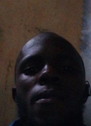 Rayan, 22, Uganda, Kampala