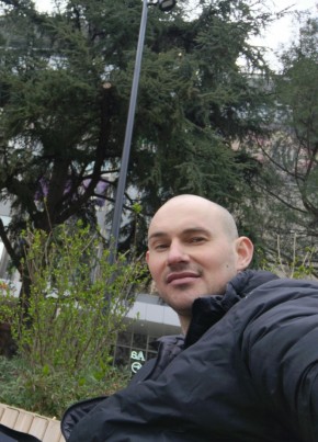 Александр, 36, Россия, Ялта