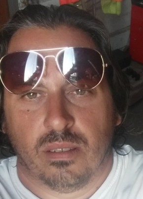 Roberto, 46, Repubblica Italiana, Anzio