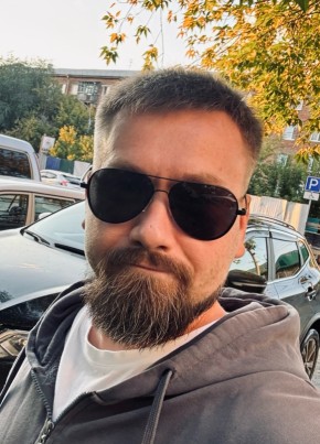 Виталий из Иркутска 37 лет