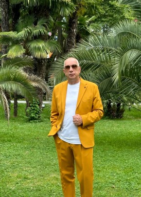Юрий из Сочи 51 год
