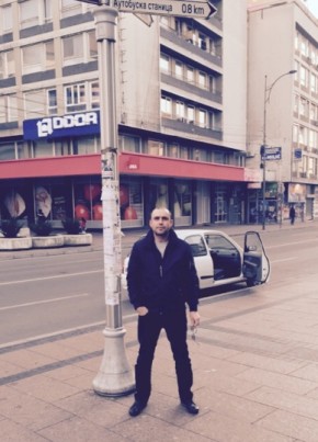 alex