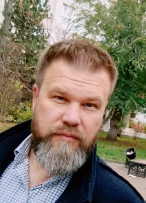 Максим из Ростова-на-Дону 43 года