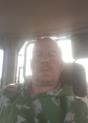 Андрей из Ахтубинска 47 лет