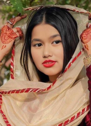 Sanu queen, 18, Federal Democratic Republic of Nepal, Patan