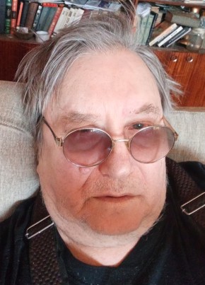 Владимир Исаенко из Новомосковска 69 лет