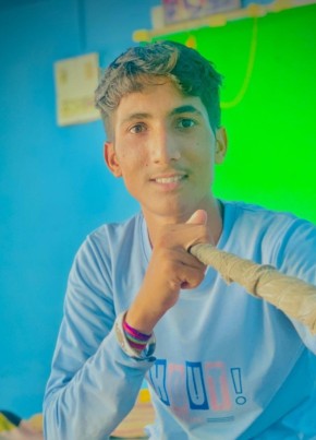 Laddi, 18, India, Jīnd