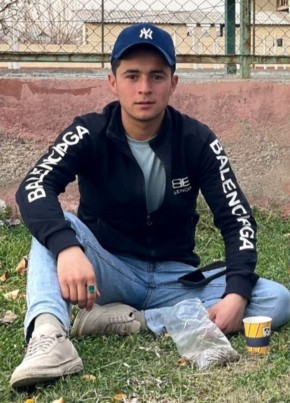 Ogaa из London 23 года