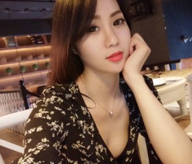 JoJo, 35, Yokosuka
