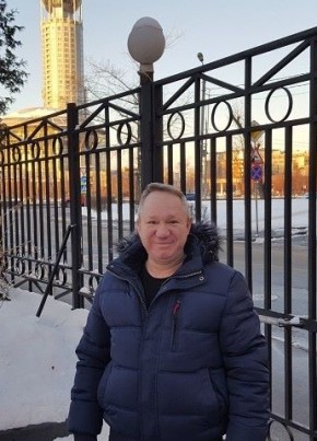 Юрий, 54, Россия, Михайловка (Волгоградская обл.)
