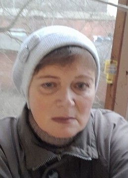 Анна, 60, Россия, Керчь