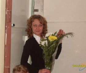 Олеся, 45 лет, Екатеринбург