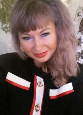 Ольга, 49, Россия, Тихвин
