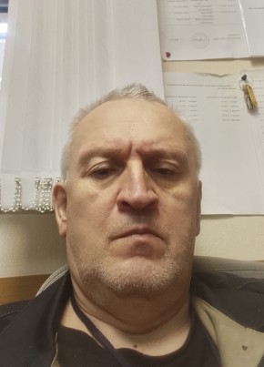 Денис из Пскова 58 лет