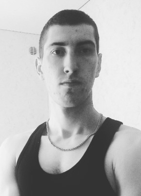 Илья, 26, Россия, Северск