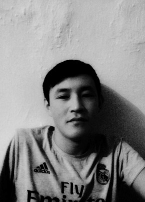 Bektur Musaev из Бишкека 32 года