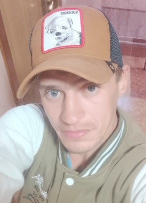 Валерий из Алушты 33 года