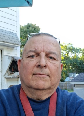 Roger из Gloversville 64 года