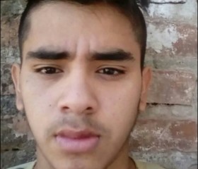 Bruno, 24, Presidencia Roque Saenz Pena