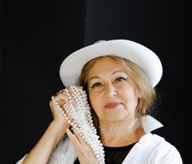 Albina, 72, Astrakhan