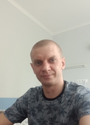 Тарас, 32, Россия, Уфа