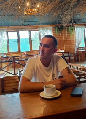 Данил, 37, Россия, Артем
