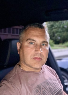 Дмитрий из Курска 44 года