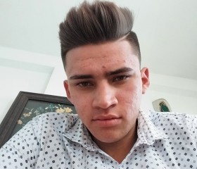 Alexander, 21 год, Trujillo