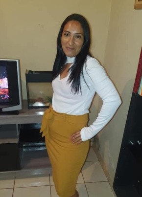Gabriela из Jataí 37 лет