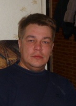 Денис, 41, Россия, Тихвин