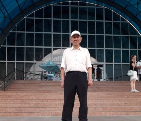 Маке., 75 лет, Астана