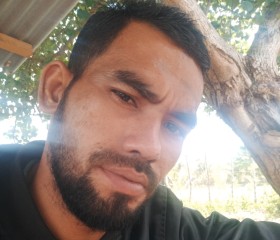 Praja Ambia, 21, Banda Aceh