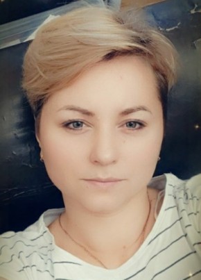 Юлия, 41, Россия, Октябрьский (Московская обл.)