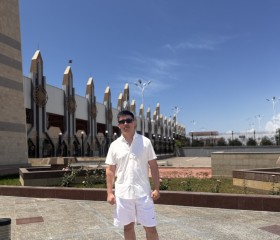 Alisher, 27, Bishkek