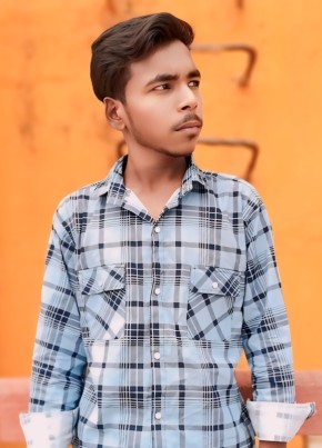 Vishal, 18, India, Delhi