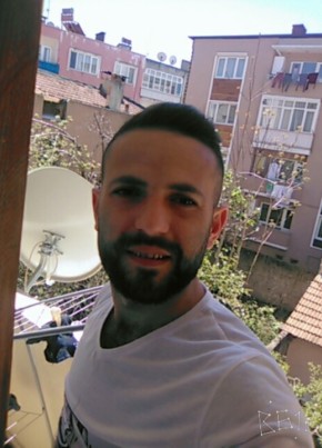 Ibrahim, 31, Türkiye Cumhuriyeti, Mustafakemalpaşa