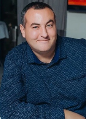 Антон, 34, Россия, Саки