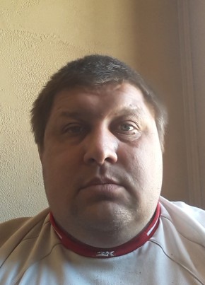 Антон, 39, Россия, Новотитаровская