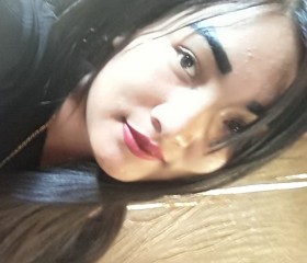 Cristal, 19, Mexico City
