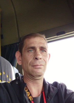 Дмитрий из Екатеринбурга 46 лет